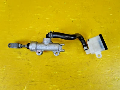 06 07 2006 2007 SUZUKI GSXR 600 750 FRENO TRASERO CILINDRO MAESTRO OEM Foto 1 de 4