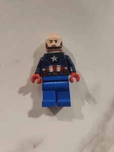 LEGO | Marvel Avengers - Capitan America senza casco da 76168 (2021) - Foto 1 di 13
