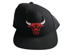 Chicago Bulls Snapback Hat Cap Black Red NBA Basketball Green Undervisor Adult - Picture 1 of 5