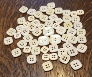 Buttons Sewing Crafts Scrapbooking Junk Journal - Picture 1 of 6