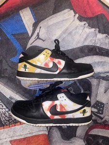 Size 10.5 - Nike Dunk SB Low Tie-Dye Raygun - Black - Picture 1 of 7
