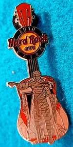 KAIRO ALTÄGYPTISCHER PHARAO MUMIE ERWACHT PYRAMIDE GITARRE Hard Rock Cafe PIN - Bild 1 von 1