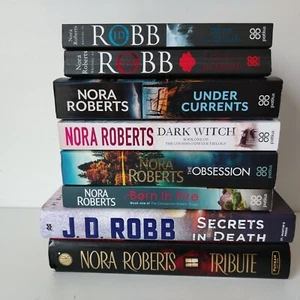 8 x Nora Roberts chic lit romance novels paperback & Hardback book bundle - Bild 1 von 10