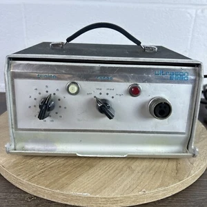 Tester tuning/range Ultrason 880 vintage. Tester radio a valvole. Radio d'epoca - Foto 1 di 16