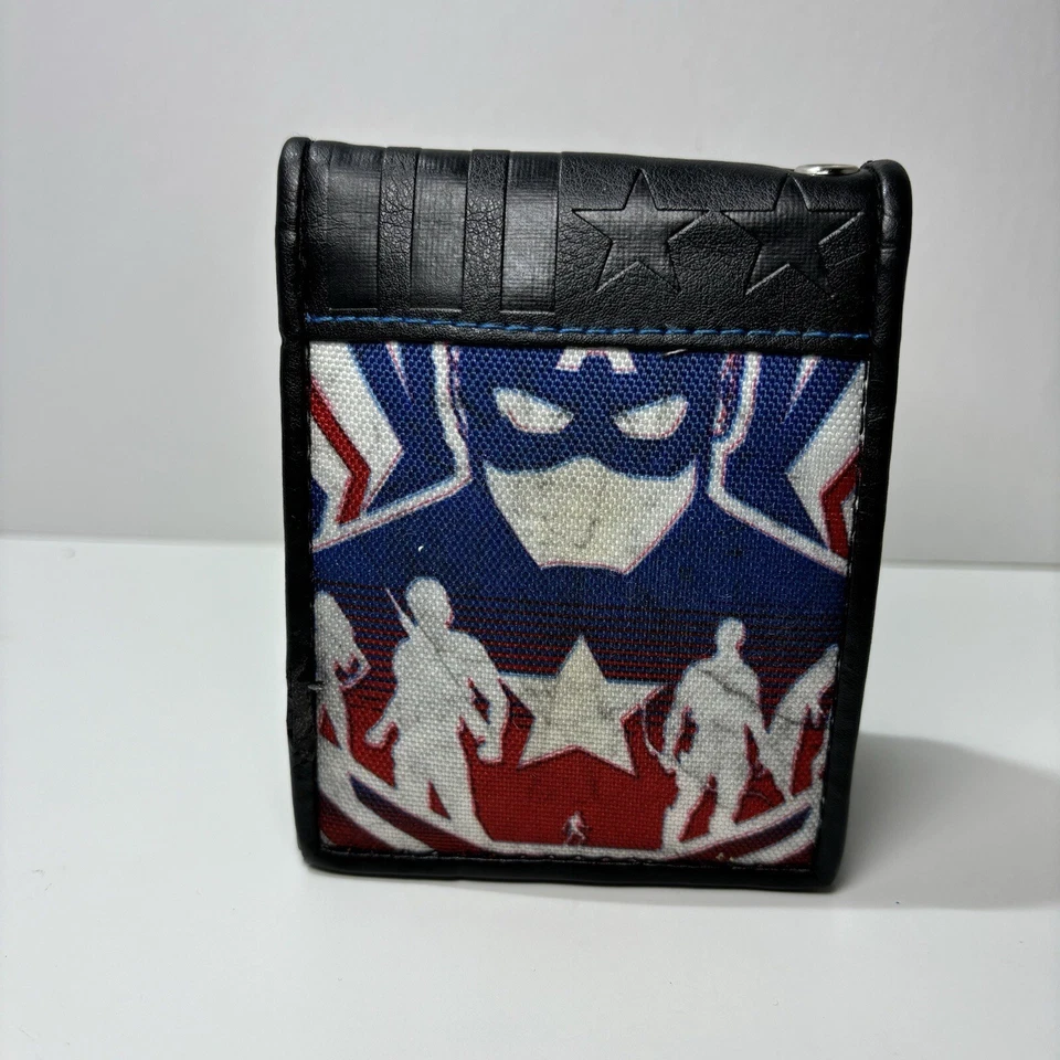 MARVEL CAPTAIN AMERICA CIVIL WAR FULLY LICENSED BI-FOLD WALLET - Image 1 of 4