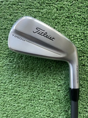 Titleist T250U Utility 2 Iron 2025 Extra Stiff Flex Graphite RH Mens Golf Club - Image 1 of 4