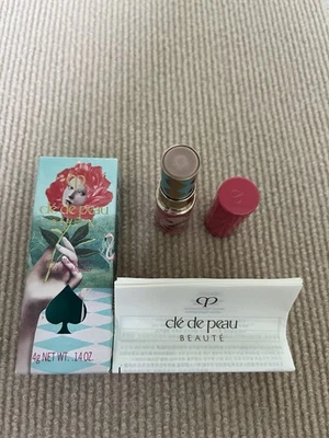 cle de peau beaute Stick Highlighter Limited Edition Shade: PG Light Me NIB Foto 1 de 4