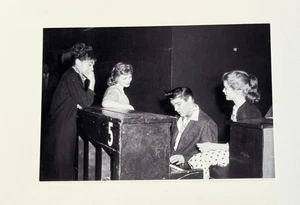 ELVIS PRESLEY AUTHENTIC PHOTO 1958 KING CREOLE + CERTIFICATE - Bild 1 von 3