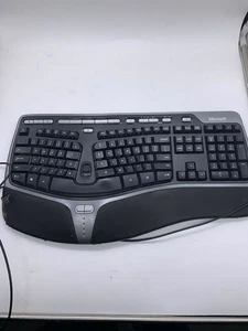 Microsoft Natural Ergonomic Keyboard 4000 v1.0 KU-0462 Schwarz Kabelgebunden USB Getestet  - Bild 1 von 8