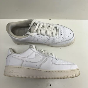 Nike Air Force 1 Low '07 White Leather in UK Size 9 EU 44 - Picture 1 of 7