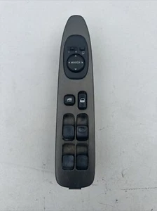 Genuine 2003 LEXUS IS200, RIGHT FRONT WINDOW MASTER SWITCH MIRROR SWITCH A033 - Bild 1 von 1