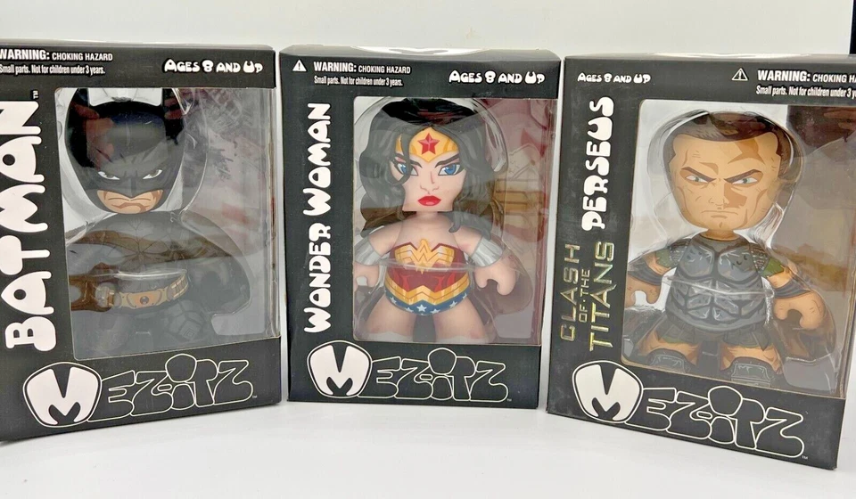 Mez-Itz MULHER MARAVILHA BATMAN CLASH OF THE TITANS 6" Designer VINIL Mezco U ESCOLHA  - Imagem 1 de 1