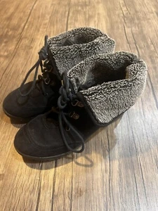MIA Girl Misha Boots Size 4 Youth Lace Up - Picture 1 of 5