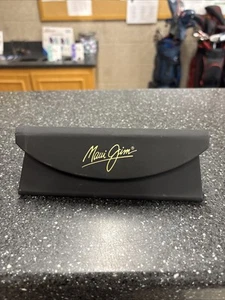 Maui Jim Sonnenbrillenetui schwarz dreifach faltbar dreieckig - Bild 1 von 3