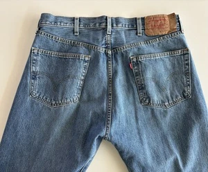 Jeans Levi's 501 Vintage Y2K Blu Made in Columbia 501-0193 Taglia Effettiva 36x30 - Foto 1 di 11