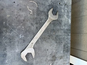 "Llave angular de extremo abierto Bonney OEA60 1 7/8"" de colección hecha en EE. UU." - Imagen 1 de 10