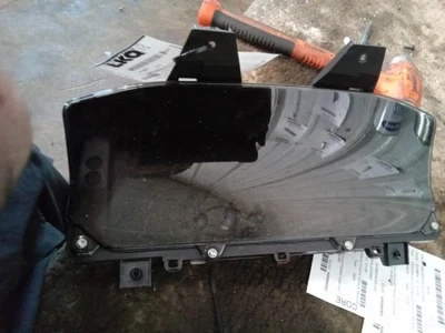 2019-2020 Discovery OE Speedometer Gauge Cluster 21K Miles Land Rover - Image 1 of 4