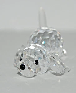 Swarovski Crystal Playing Beagle - The Peaceful Countryside Collection - Picture 1 of 5