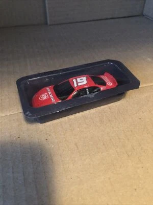 Coche de cereales Dodge Nascar UAW #19 NUEVO EN PAQUETE Foto 1 de 4