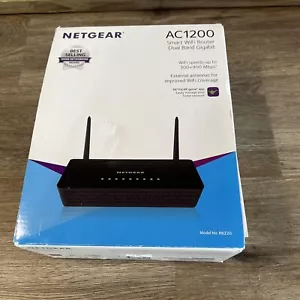 Netgear - Wireless Dual Band Gigabit Wi-Fi Router AC1200 TESTED - Picture 1 of 5