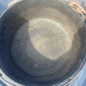 Griswold Dutch Oven #9 2552 Deckel 834 Boden Gusseisen Kochgeschirr - Bild 1 von 5