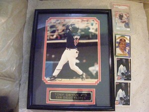 1991 POST CEREAL #10  TONY GWYNN  PSA 5 EXCELLENT, (1) Framed Signed Photo