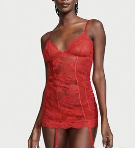 VICTORIA'S SECRET Triangle Lace-Up Garterslip Red Lace Size Medium New with Tags