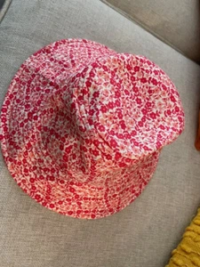 NWT J.CREW WOMEN'S SUMMER BUCKET HAT CORAL PINK PASTEL COLORS FOLDABLE BRIM S/M - Picture 1 of 4