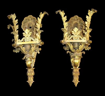 Par de apliques de pared de latón fundido rococó Foto 1 de 3