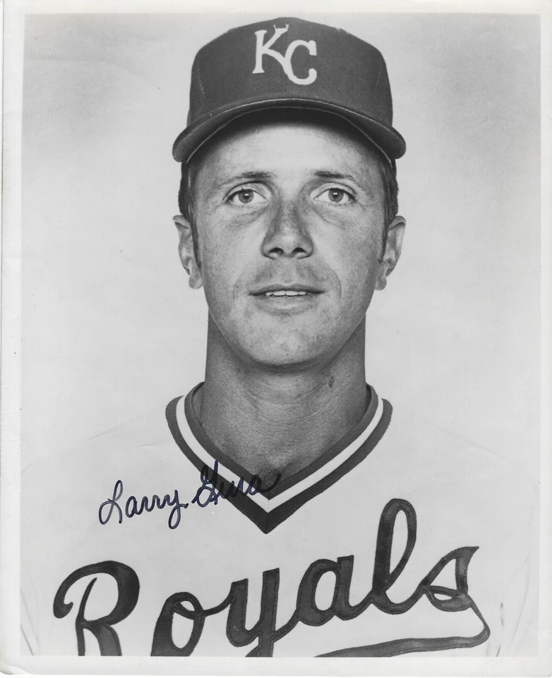 Larry Gura Autographed Signed 8x10 Photo - MLB Royals Yankees Cubs - w/COA - Image 1 of 1
