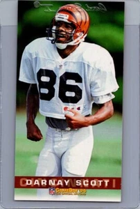 1994 GameDay #72 Darnay Scott - Picture 1 of 2