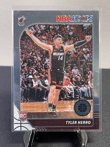 2019-20 NBA Hoops TYLER HERRO Base Rookie Card #210 Miami Heat - Picture 1 of 2