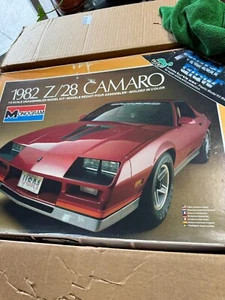 1982 Z/28 CAMARO ✯ Monogram # 2607 scale 1:8 ✯ CHEVROLET CAMARO box open new - Picture 1 of 9