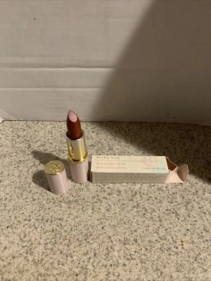 Lápiz labial hidratante Mary Kay Signature Color chocolate mousse 1728 NUEVO  Foto 1 de 2