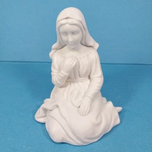 Statuina Vergine Maria Ricambio Presepe Sacra Famiglia Avon 1981 Vintage - Foto 1 di 10