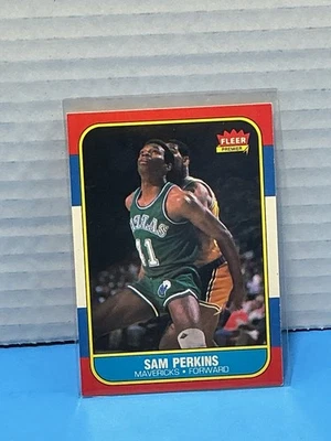 Tarjeta de novato vintage 1986-87 Fleer Basketball - Sam Perkins #86 radiocontrol, Mavericks Foto 1 de 4