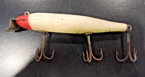 Vintage CCB Garrett Indiana Old Wooden Fishing Lure Red White Creek Chub No Eyes - Picture 1 of 8