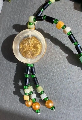 Collar Vintage Mancha de Oro Lucita Colgante Cuarzo Verde Perla Arte Vidrio Sautoir Foto 1 de 4