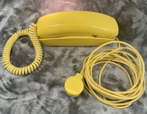 Western Electric 1972 vintage amarillo -56 botón pequeño Trimline funciona fecha coincidencia - Imagen 1 de 14