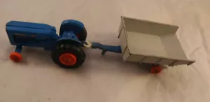 Matchbox King Size Fordson Tractor with Trailer King Size #11 No Box - Picture 1 of 4