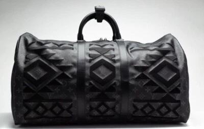 Louis Vuitton Keepall 55 Monograma Eclipse Personalizado Geometría Sagrada Bordado Foto 1 de 4