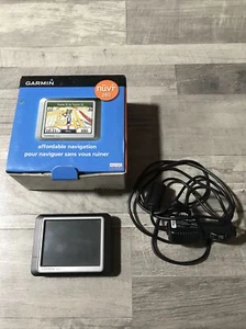 Garmin Nuvi 260W Touchscreen GPS Navigation Unit W/ Original Charger Bundle W10 - Picture 1 of 5