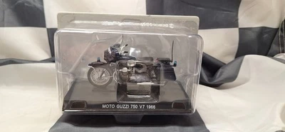 DEAGOSTINI  - 1966 MOTO GUZZI 750 V7 - 1/24 SCALE MODEL  CARABINIERI COLLECTION - Image 1 of 4