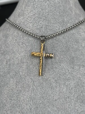 Collana Uomo in Acciaio Inossidabile con Pendente Croce  IDEA REGALO UOMO - Immagine 1 di 3