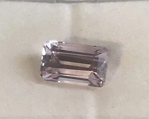 BEAUTIFUL RARE EMERALD CUT AAA PINK KUNZITE - 6.2 CTS. - Picture 1 of 10