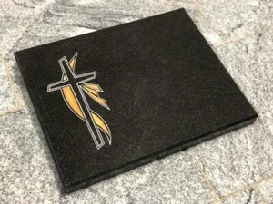 Gedenkstein Grabstein Grabplatte Naturstein Liegeplatte GRAVUR KREUZ mit GOLD - Bild 1 von 10