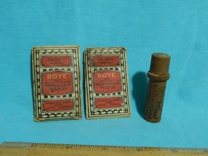 Gramophone Phonograph Needles by Boye (LOT of 3) Two Packets & Wood Shuttle Case - Picture 1 of 9