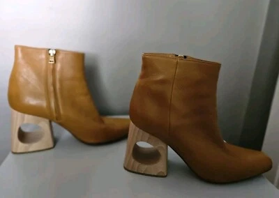 Botas de tornozelo femininas MARNI de couro tamanho 8,5 - Imagem 1 de 4