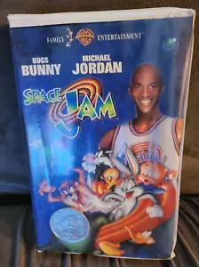 Space Jam 1996 Michael Jordan VHS with Commemorative Coin - Picture 1 of 7
