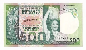 MADAGASCAR-500 FRANCOS-(1974-75)-NÚMERO DE SERIE 434737-ELIGE 64, SIN CIRCULAR. - Imagen 1 de 2